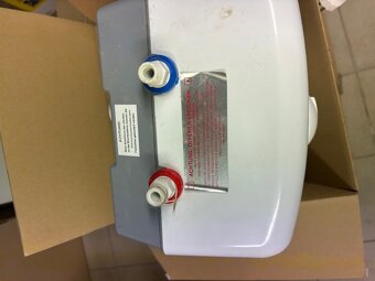 Elek. ohřívač vody 5 litrů - 2