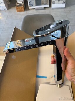 Baterie umyvadlová stojánková vysoká - 2