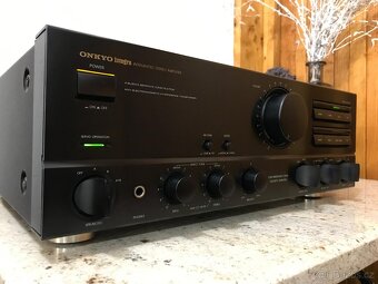 Onkyo A 8650 Velice zachovalý - 2
