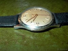 Švýcarské hodinky DOXA  Antimagnetique - 2