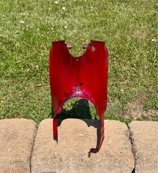 Jawa ČZ 125 175 - podsedlové plechy žábry - 2