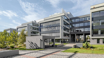 Pronájem obchodního prostoru 684 m², Laurinová, Praha 5 - St - 2