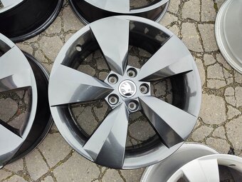17"černá alu sada Nanuq 5x112 origo Škoda Kodiaq Tiguan 2 - 2