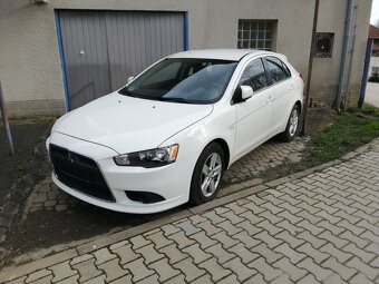 +Mitsubishi Lancer - 2
