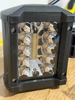 LED OSVĚTLENÍ 12v NOVÉ - 2