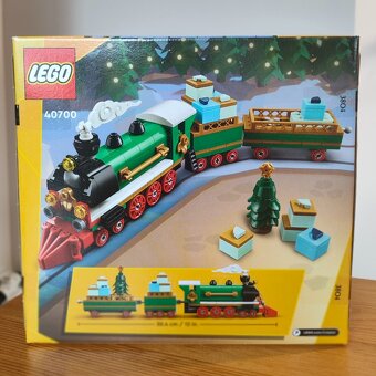 LEGO Creator 40700 Vánoční vláček - 2
