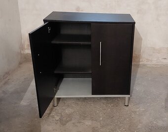 Knihovna dvoudílná - 2