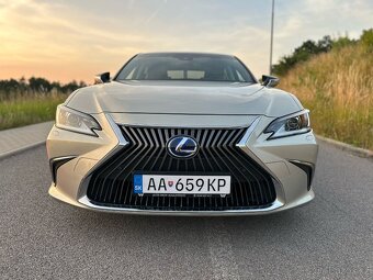 LEXUS ES300h - 2