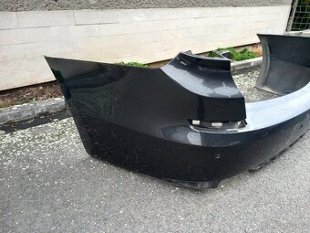 Zadní nárazník BMW 5 F07 GT 10/2009- - 2