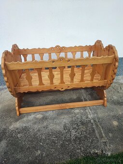 Dřevěná kolíbka - 2