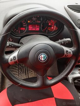 Alfa Romeo 147 - 2