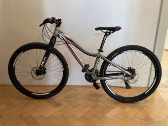 Lehké dětské / juniorské kolo Specialized, vel. XS, kola 26 - 2