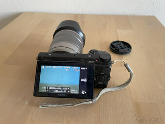 Digitální bezzrcadlovka Sony NEX-5R + příslušenství - 2