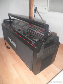 Radiomagnetofon Hitachi - 2