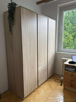 Šatní skřín - lamino - 2