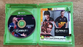 FIFA 21 X BOX ONE / SERIES X. ZAKLÍNAČ - 2