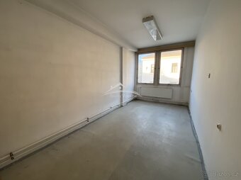 Pronájem kanceláře 17m2, Havlíčků Brod - 2