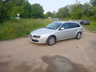 Alfa Romeo 159 Sportwagon 1.8 benzín Lpg - 2