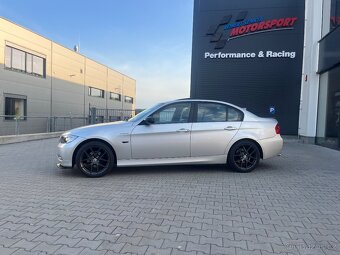 BMW 3 E90 - 2
