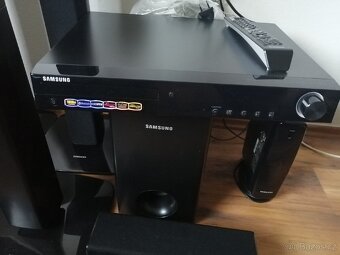 Domácí kino Samsung 1000W - 2