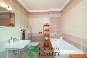 Prodej, rodinný dům se zahradou, 936m2, Starý Mateřov - 2