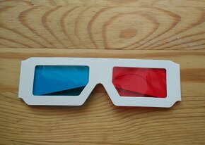 3D brýle zánovní zboží, červeno-modré univerzální velikost - 2