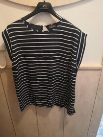 Černé pruhované tričko - 2