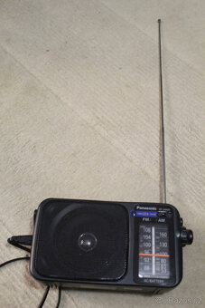 Rádio Panasonic RF-2400D - 2