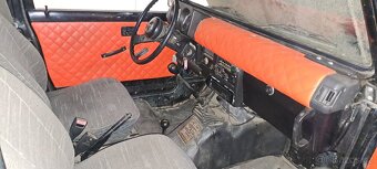 Suzuki Samurai - 2