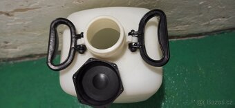 barel plast 25 litrů, víčko,25l, širší hrdlo 6-8 cm, demižon - 2