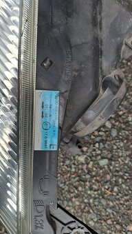 Suzuki Ignis II - levý přední světlomet - 2