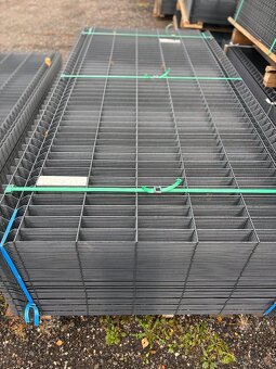 3D plot, 3D panely, oplocení, podhrabové desky, brány, brank - 2