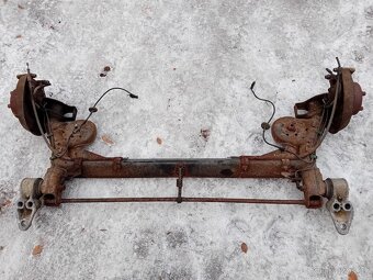Prodám zadní nápravu Passat b5.5 - 2