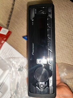 Pioneer MVH-S320BT - 2