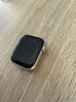 Apple Watch SE (2.generace) - 2