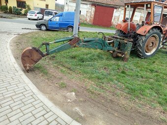 Prodám podkop za traktor - 2