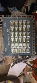 Venkovní reflektor - 2