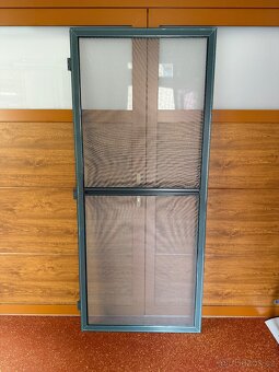 Dveřní síť proti hmyzu 880x2005 - 2