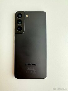 Samsung Galaxy S22 5G 128GB černá - 2