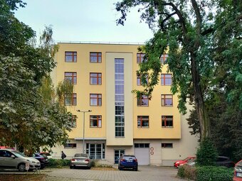 Prodej bytu 1+kk, 33 m2, Praha 4 - ul. Magistrů, Michle - 2