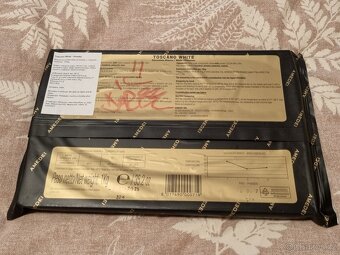 Bílá prémiová čokoláda značky Amedei - 1kg balení - 2