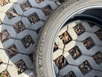 Letní pneu Michelin 255/40ZR 21 - 2