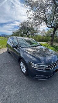 VW Passat B8 2.0 TDI 110kW DSG ACC Kamera Navi - 2