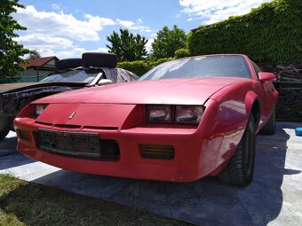 Chevrolet Camaro 5,7 v8 4kvalt manuál - 2