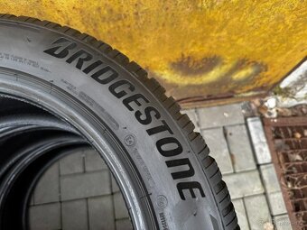 Zimní pneumatiky Bridgestone 225/55/17 - 2