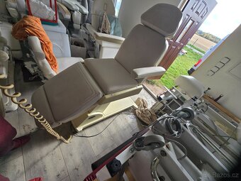 Elektrické Kosmetické křeslo AKCE /LEHÁTKO 3 motory bílé - 2