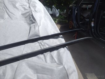 Prodám na Audi A4 b8 org.venkovni prahove lišty - 2