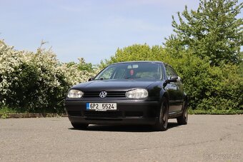 VW Golf 4 - 2