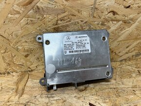 ŘÍDICÍ JEDNOTKA BLUETOOTH MERCEDES A2118703226 - 2