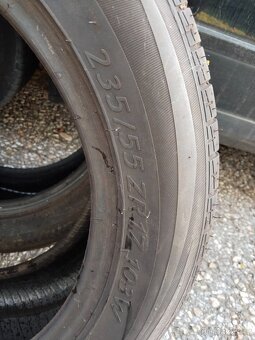 235/55 r17 - 2